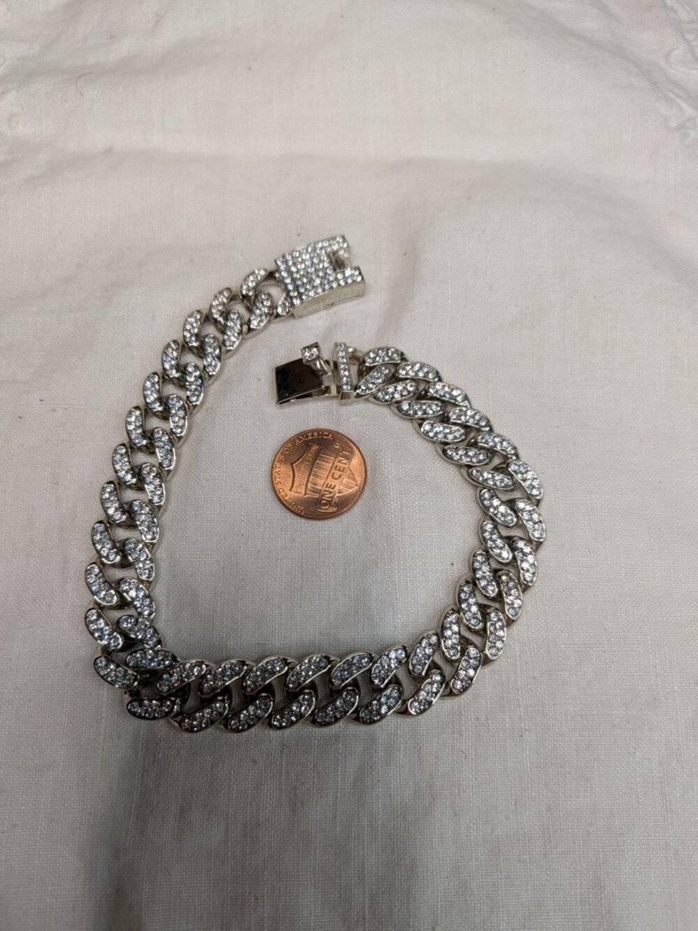 Iced‑Out Cuban Link Bracelet • Silver Tone • 10" Box Clasp